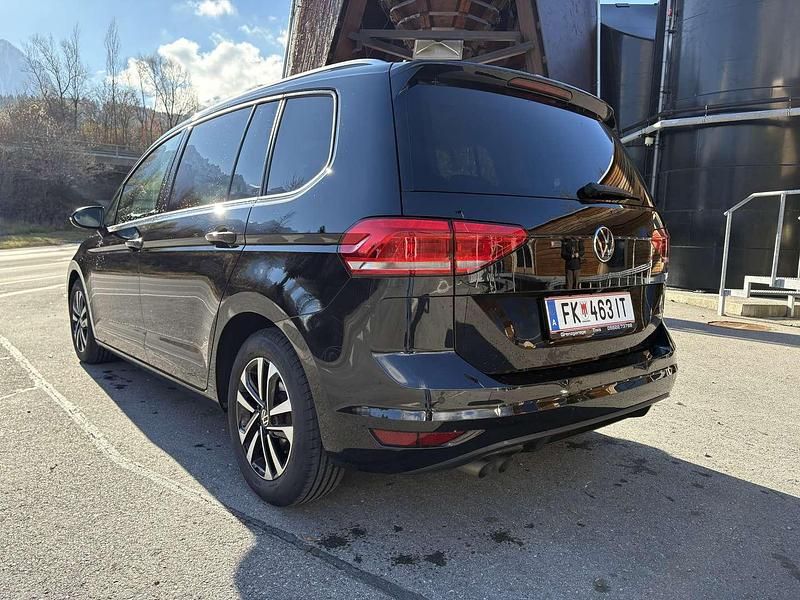 Gebraucht VW Touran Comfortline 150 PS (110 kW) 2021 Van / Kleinbus