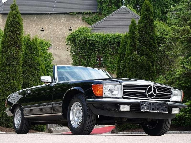 Gebraucht Mercedes SL380 204 PS (150 kW) 1983 Schwarz Cabrio