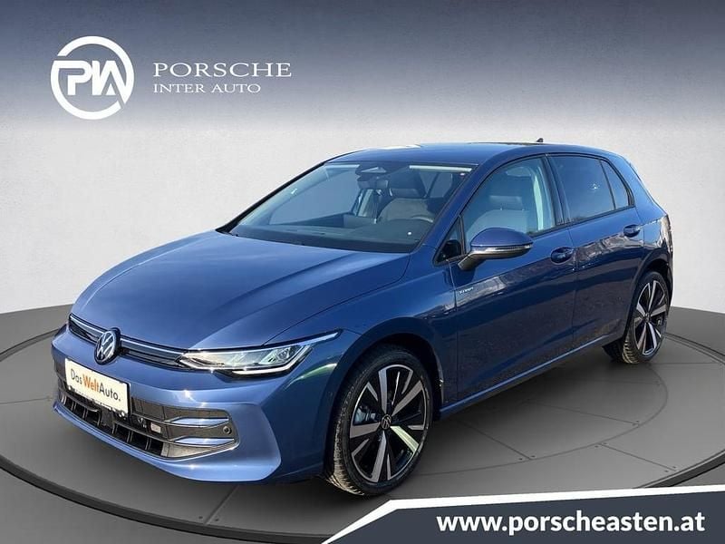 Neu VW Golf VIII 116 PS (85 kW) 2025 Mittelblau  normal Limousine
