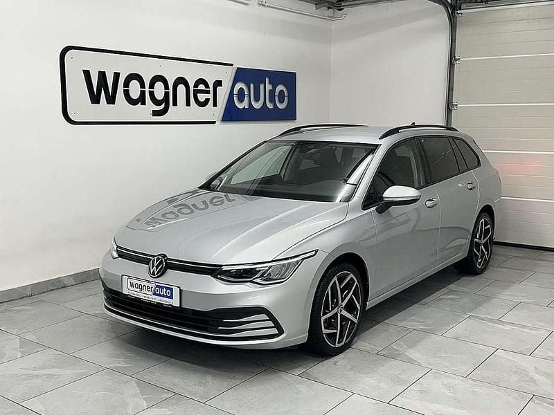 Gebraucht VW Golf VIII R 116 PS (85 kW) 2023 Silber Kombi