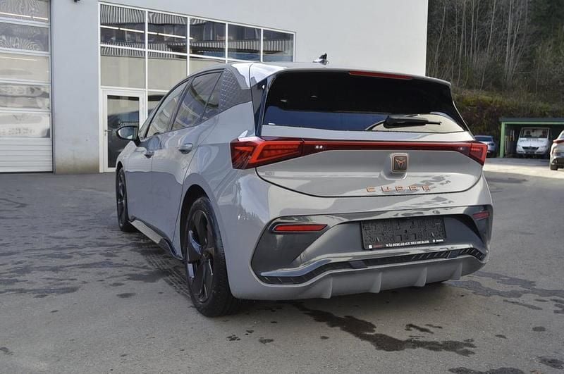 Gebraucht Cupra Born 150 kW (204 PS) 2022 Mittelgrau  normal Kleinwagen