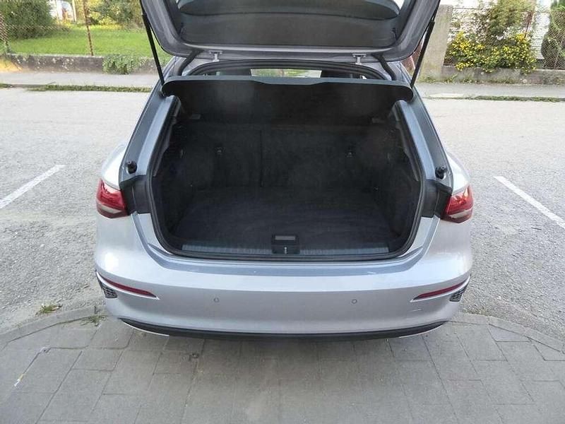 Gebraucht Audi A3 150 PS (110 kW) 2020 Silber Limousine