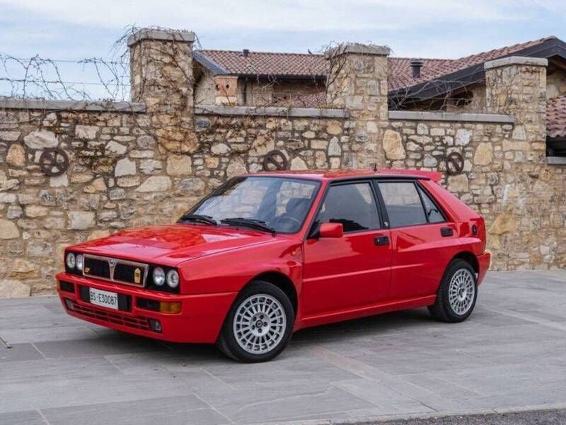 Rot Gebraucht 1992 Lancia Delta Kleinwagen | € 89.500 - Bild 1/4