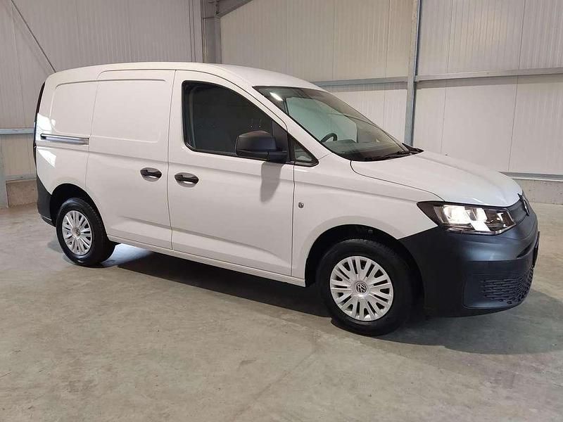 Gebraucht VW Caddy 102 PS (75 kW) 2022 Weiß Van / Kleinbus