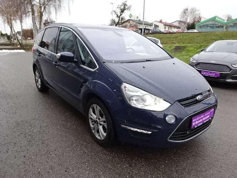Gebraucht Ford S-MAX Titanium 163 PS (119 kW) 2014 Blau Van / Kleinbus