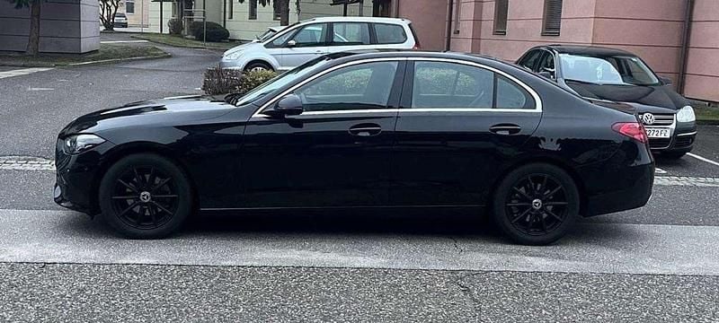 Gebraucht Mercedes C180 170 PS (125 kW) 2023 Schwarz Limousine