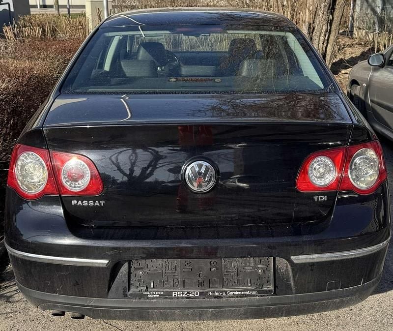Gebraucht VW Passat 105 PS (77 kW) 2005 Limousine
