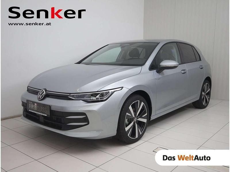 Neu VW Golf VIII 116 PS (85 kW) 2025 Silber Limousine