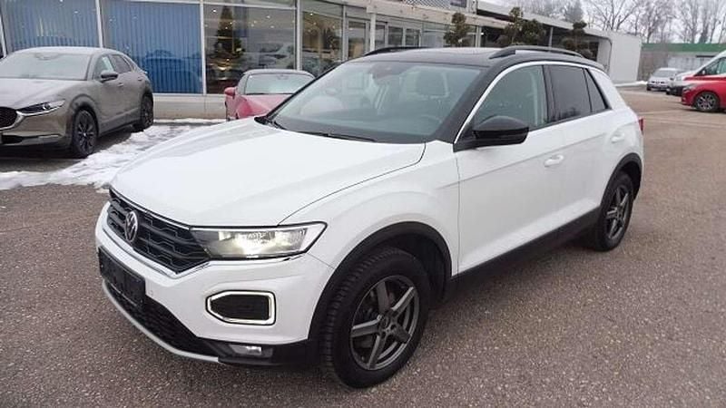 Weiß Gebraucht 2021 VW T-Roc Design SUV | € 18.290 (Guter Preis) - Bild 1/4