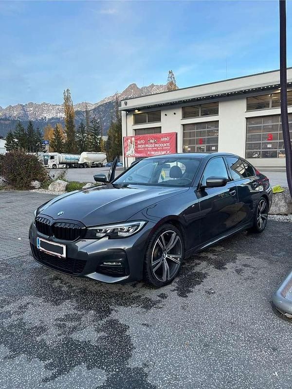 Gebraucht BMW 320 190 PS (139 kW) 2020 Limousine