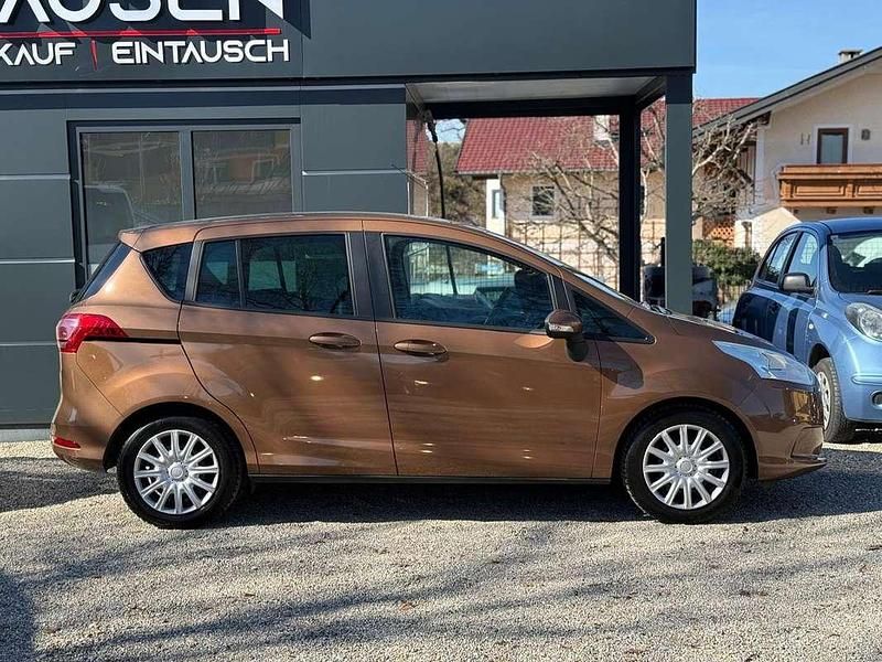 Gebraucht Ford B-MAX Trend 101 PS (74 kW) 2013 Braun Van / Kleinbus