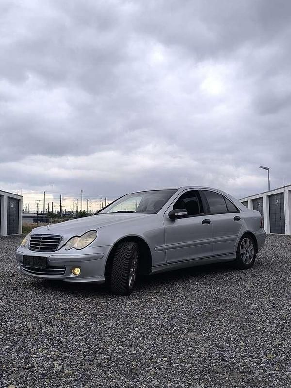 Gebraucht Mercedes C220 Classic 150 PS (110 kW) 2005 Limousine