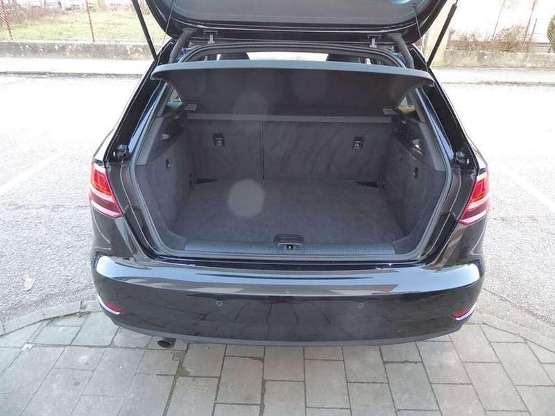 Gebraucht Audi A3 116 PS (85 kW) 2018 Schwarz Limousine