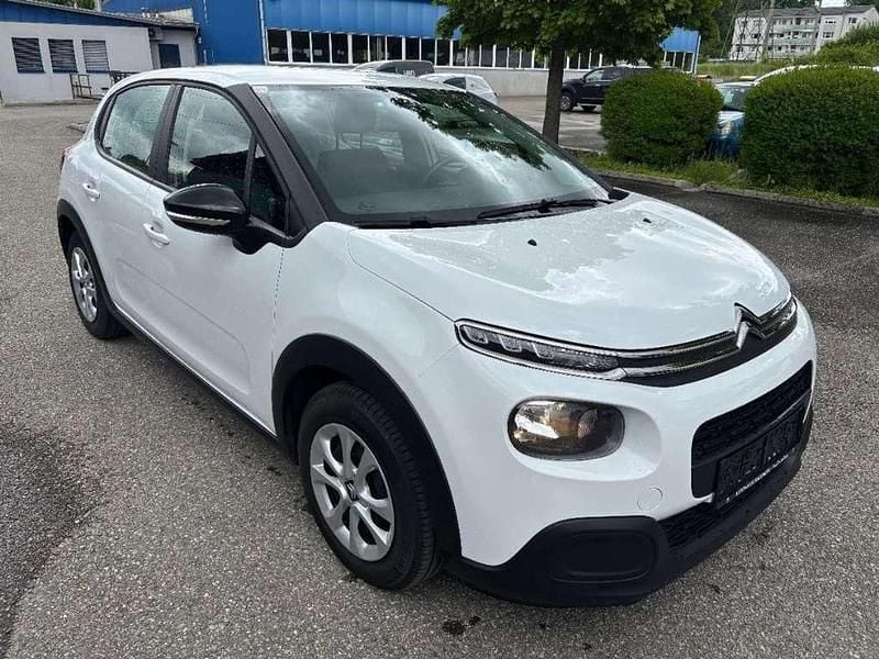 Weiß Gebraucht 2017 Citroën C3 Feel Kleinwagen | € 5.990 (Guter Preis) - Bild 1/4