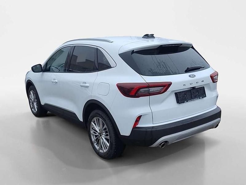 Gebraucht Ford Kuga Titanium 150 PS (110 kW) 2024 Weiß SUV