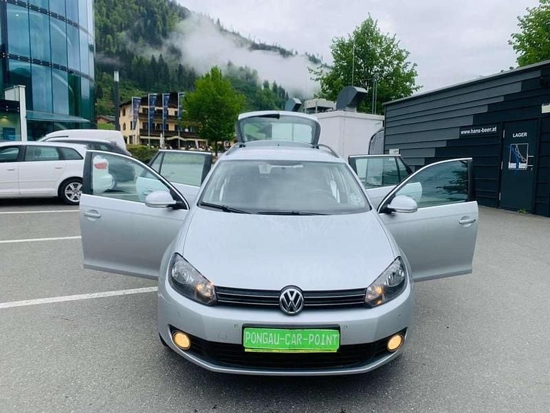 Gebraucht VW Golf VI Highline 105 PS (77 kW) 2011 Silber Kleinwagen
