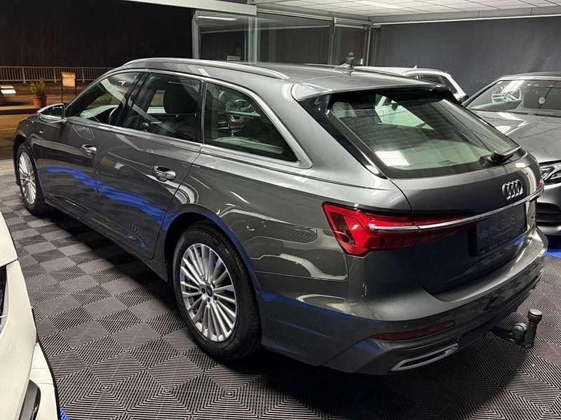 Gebraucht Audi A6 Design 204 PS (150 kW) 2022 Grau Kombi