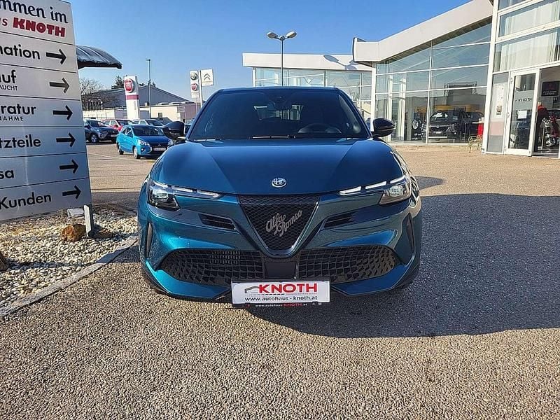 Gebraucht Alfa Romeo Junior 136 PS (100 kW) 2025 Blau SUV