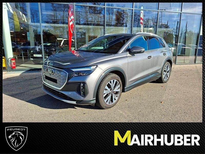 Grau Gebraucht 2021 Audi Q4 e-tron S-Line SUV | € 26.490 (Etwas zu teuer) - Bild 1/4