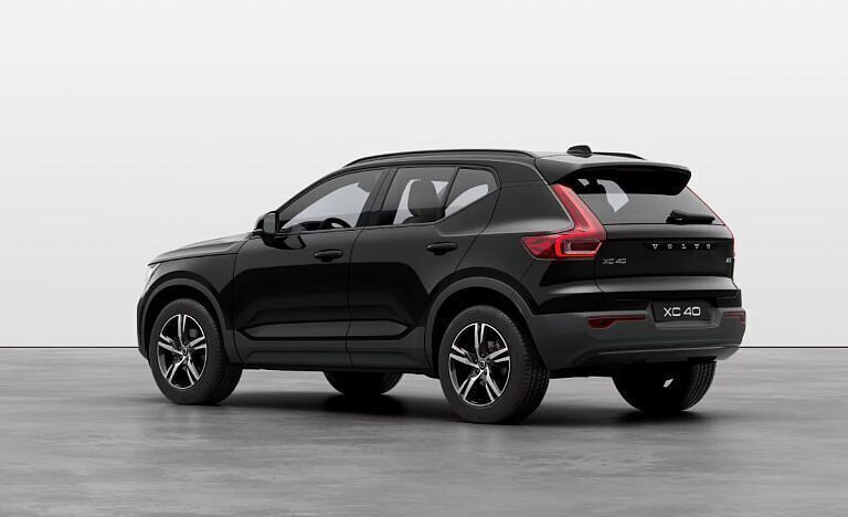 Gebraucht Volvo XC40 197 PS (144 kW) 2024 Schwarz SUV