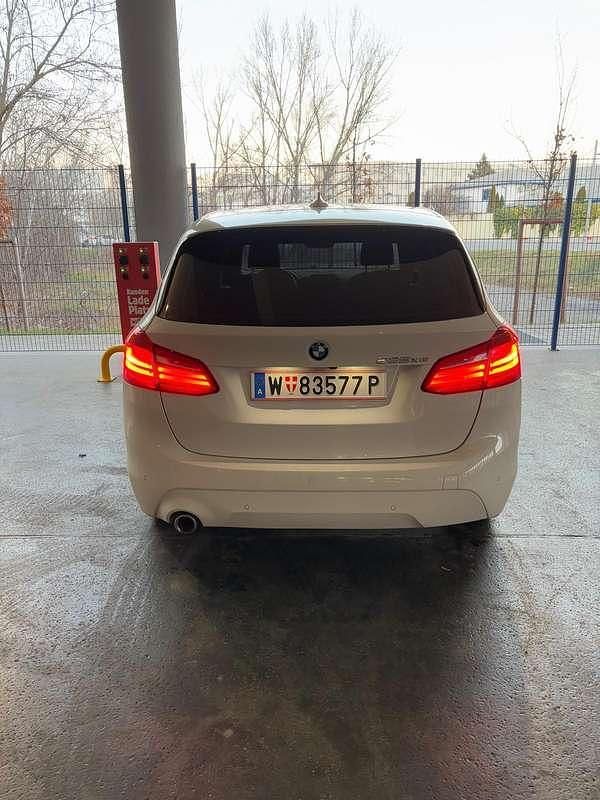 Gebraucht BMW 225 Advantage 136 PS (100 kW) 2018 Weiß Kombi