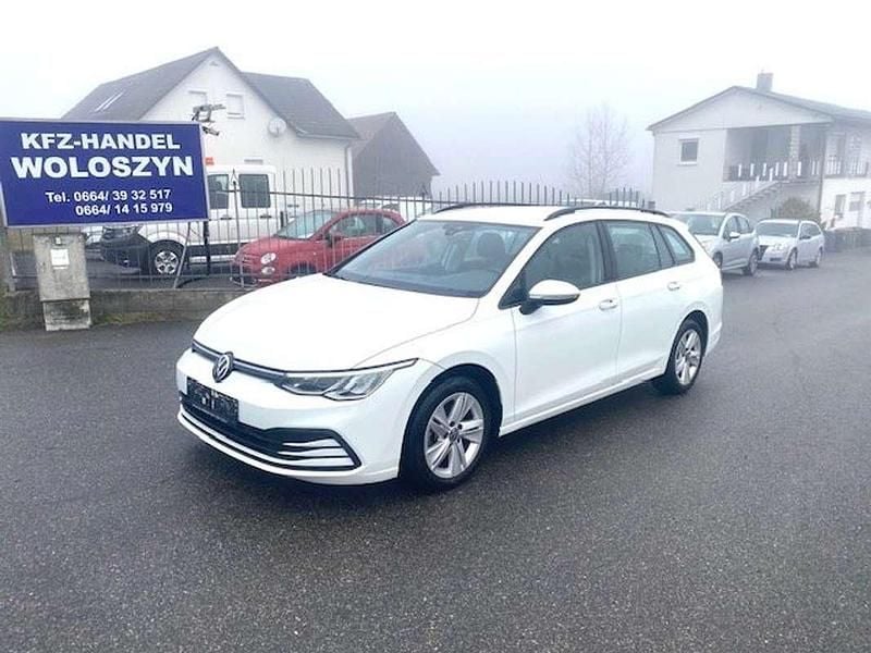 Gebraucht VW Golf VIII Life 110 PS (80 kW) 2023 Weiß Kombi