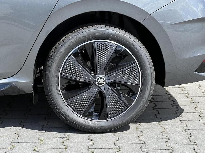 Neu Skoda Scala Monte Carlo 150 PS (110 kW) 2025 Kleinwagen