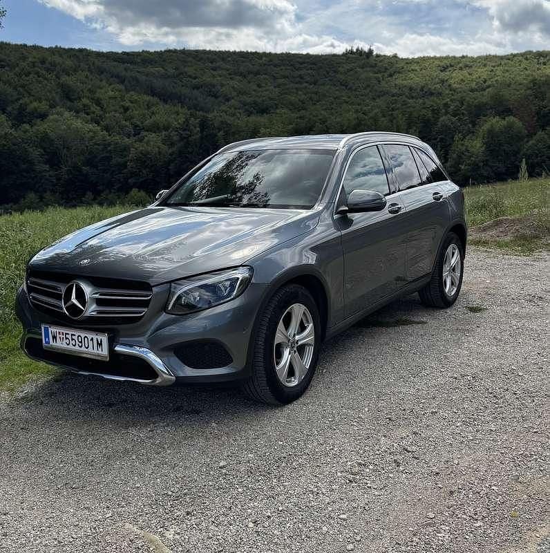 Gebraucht 2017 Mercedes GLC220 SUV | € 23.900 (Fairer Preis) - Bild 1/4