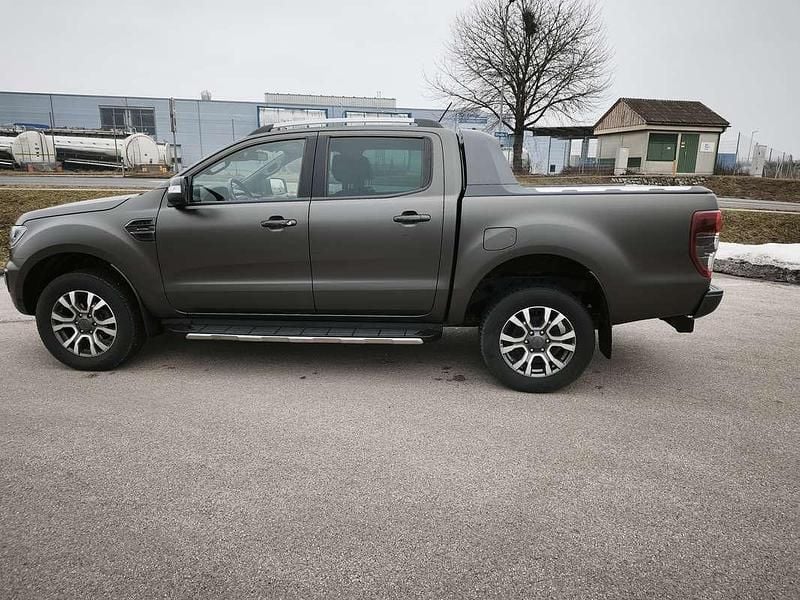 Gebraucht Ford Ranger Wildtrack 213 PS (156 kW) 2023 Grau Abholung
