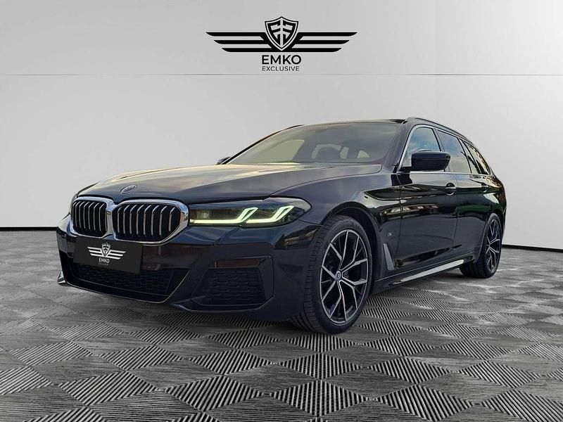 Gebraucht BMW 520 Sport Line 190 PS (139 kW) 2022 Schwarz Kombi