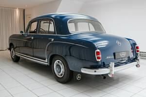 Gebraucht Mercedes 220 SE 115 PS (84 kW) 1958 Blau Limousine