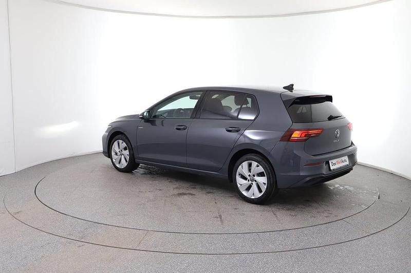 Neu VW Golf VIII 115 PS (84 kW) 2026 Mittelgrau  metallic