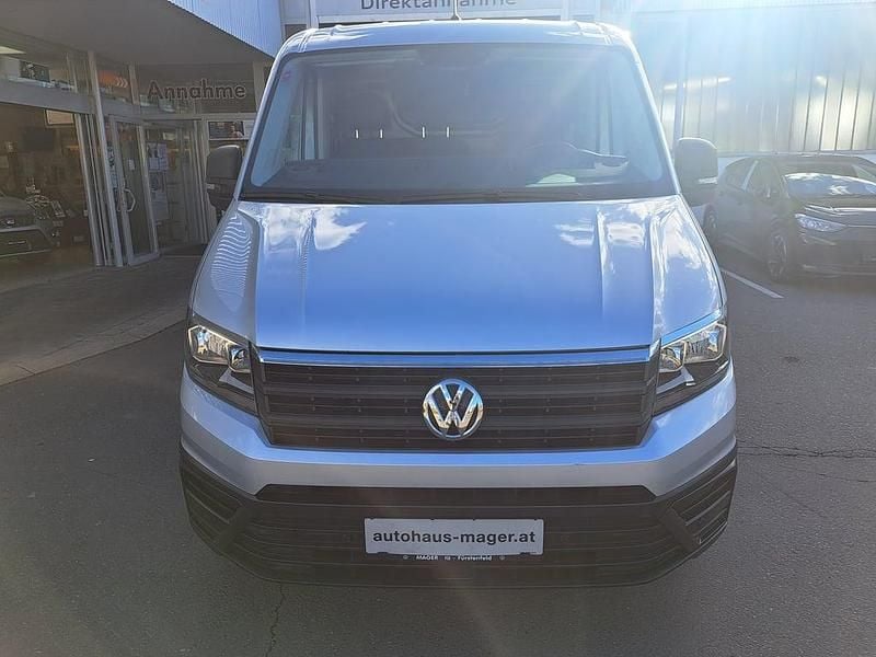 Gebraucht VW Crafter 140 PS (102 kW) 2018 Silber  metallic Van