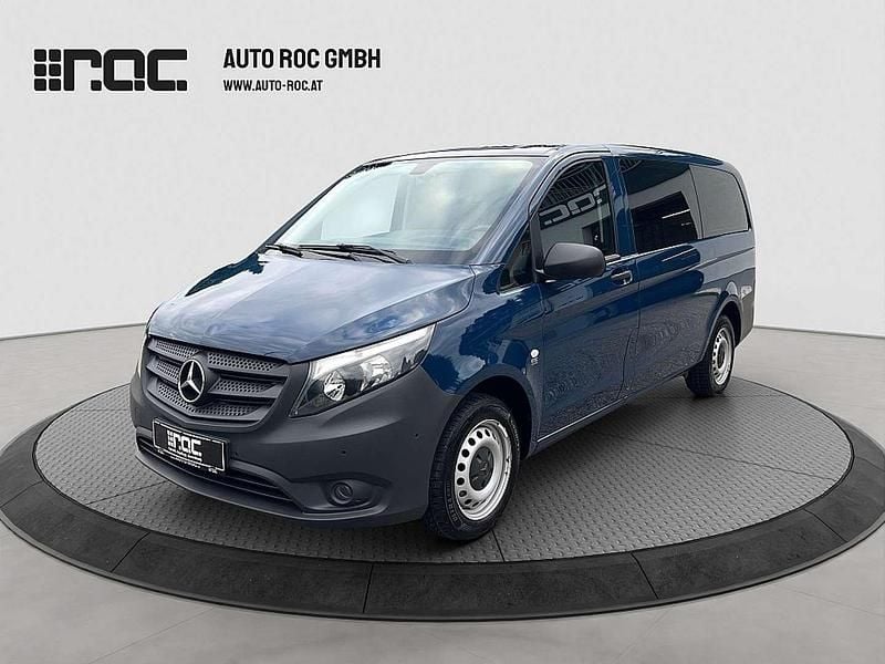 Blau Gebraucht 2019 Mercedes Vito Van / Kleinbus | € 29.990 (Fairer Preis) - Bild 1/4