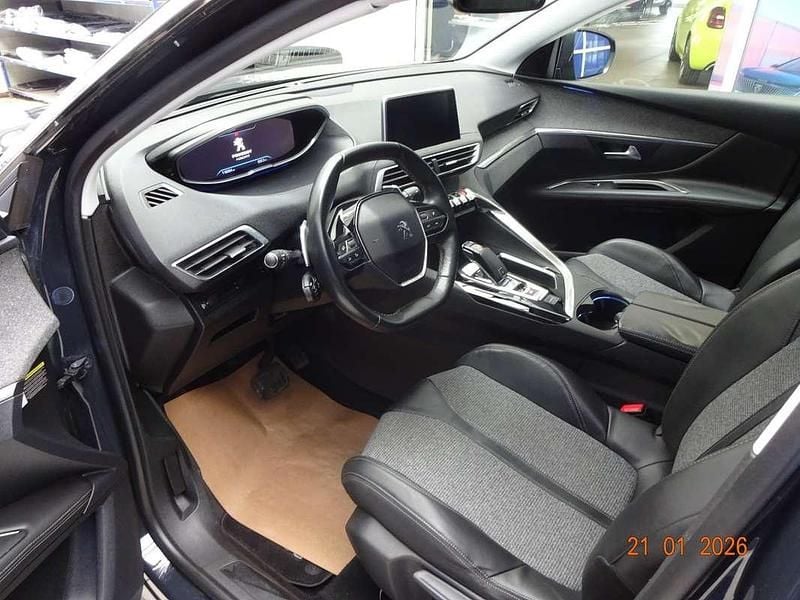 Gebraucht Peugeot 3008 Allure 131 PS (96 kW) 2017 Grau SUV