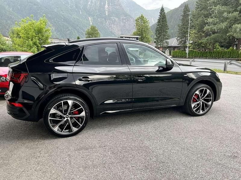 Gebraucht Audi Q5 Sportback S-Line 204 PS (150 kW) 2023 Schwarz SUV