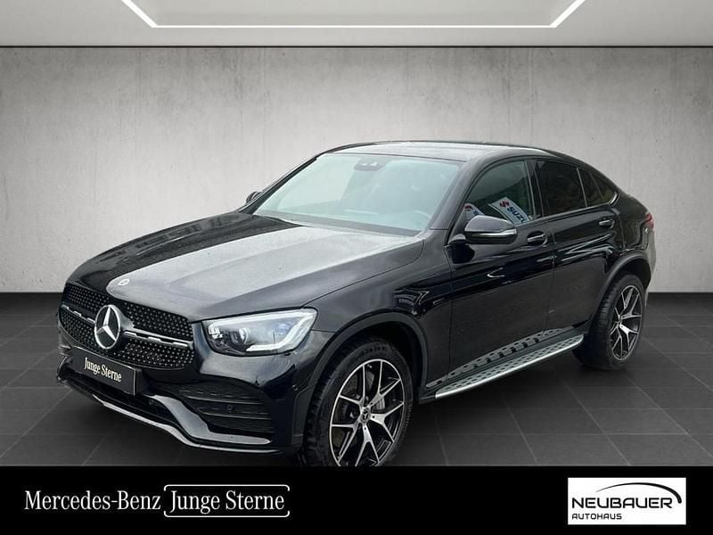 Gebraucht Mercedes GLC300e 194 PS (142 kW) 2021 Schwarz Coupé
