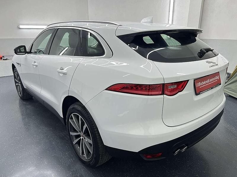 Gebraucht Jaguar F-Pace Prestige 179 PS (131 kW) 2018 Weiß SUV