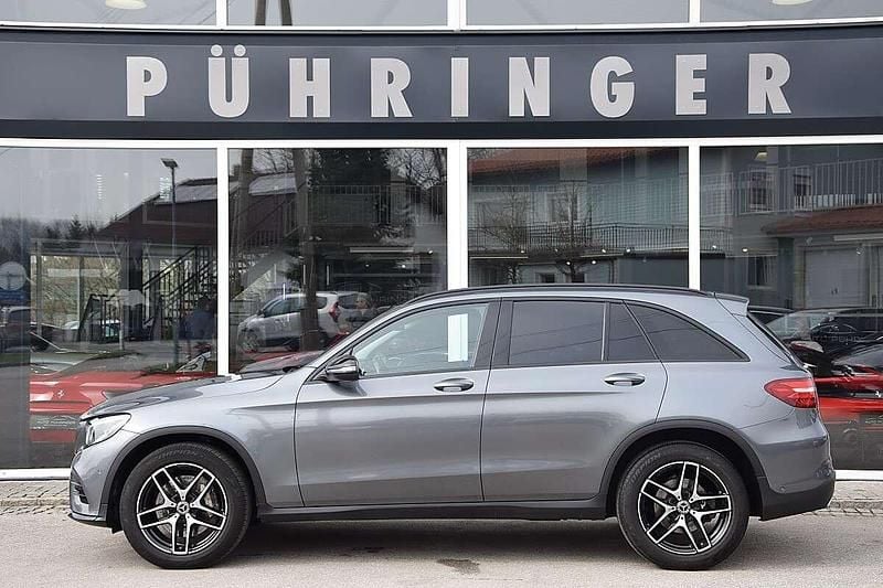 Gebraucht Mercedes GLC250 AMG line 204 PS (150 kW) 2019 Grau SUV