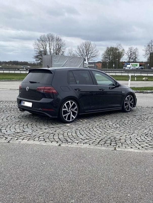 Gebraucht VW Golf VII GTD 184 PS (135 kW) 2017 Limousine