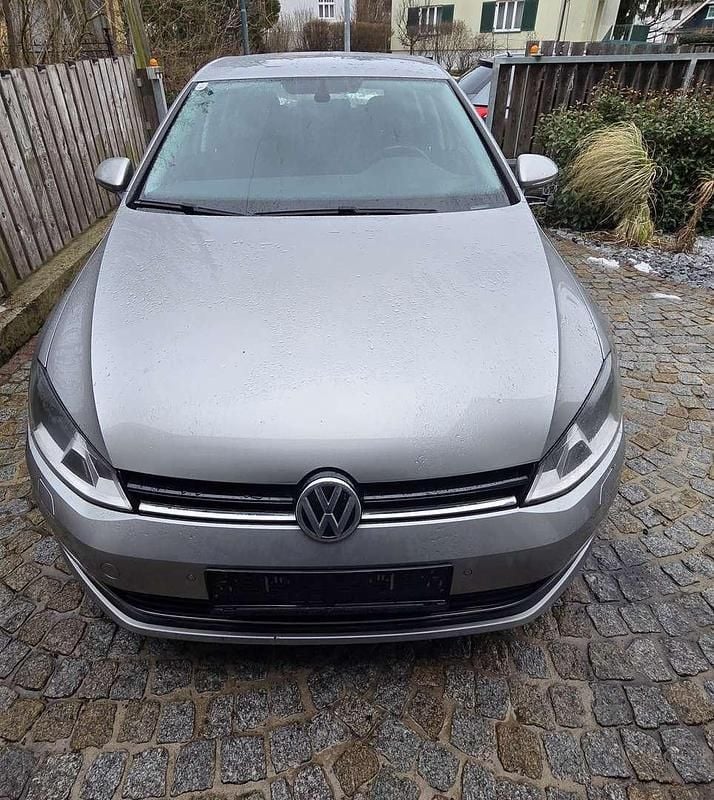 Gebraucht VW Golf VII 90 PS (66 kW) 2014 Silber Limousine