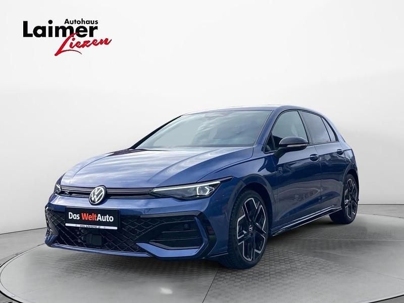 Neu VW Golf VIII Sport 115 PS (84 kW) 2026 Mittelblau  normal