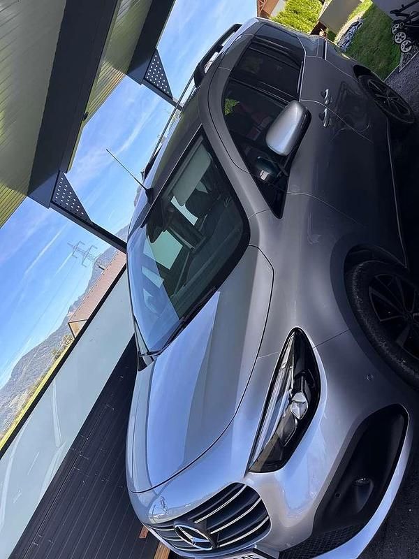 Gebraucht Mercedes 180 Progressive 116 PS (85 kW) 2022 Silber Limousine