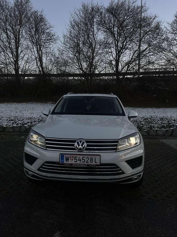 Gebraucht VW Touareg 262 PS (192 kW) 2015 SUV