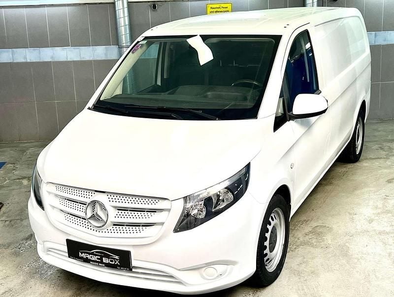 Gebraucht Mercedes Vito 88 PS (64 kW) 2019 Weiß Van