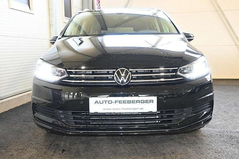 Neu VW Touran 150 PS (110 kW) 2026 Van / Kleinbus
