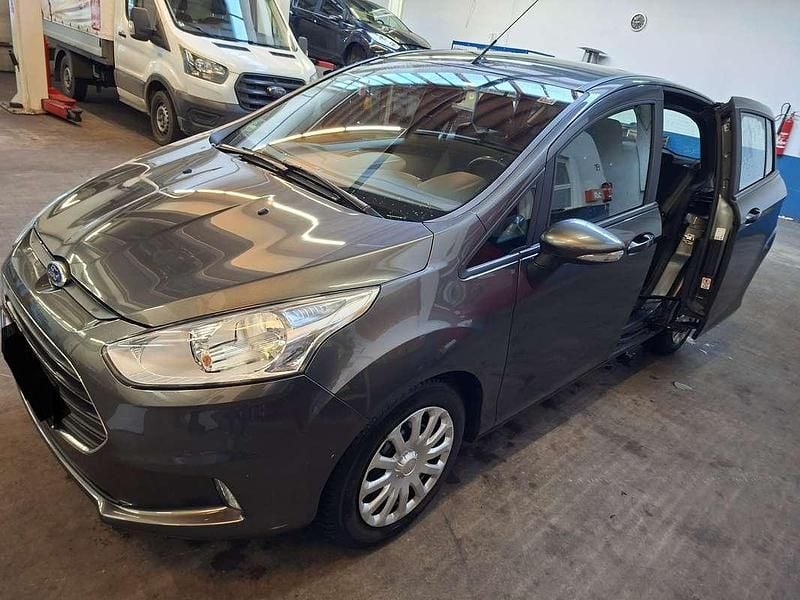 Grau Gebraucht 2015 Ford B-MAX Van / Kleinbus | € 6.000 (Superpreis) - Bild 1/4