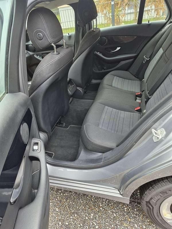 Gebraucht Mercedes C220 170 PS (125 kW) 2015 Grau Kombi