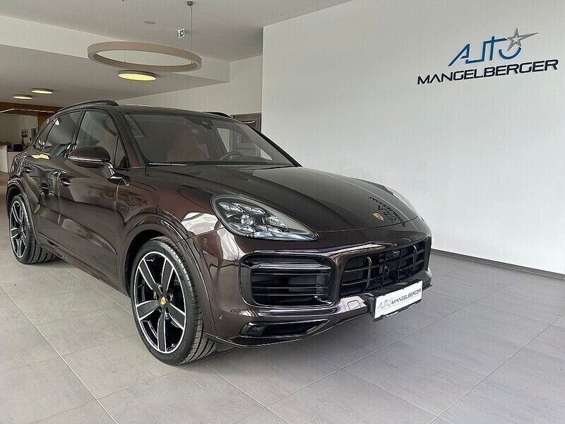Mahagoni metallic Gebraucht 2021 Porsche Cayenne SUV | € 62.650 (Guter Preis) - Bild 1/4