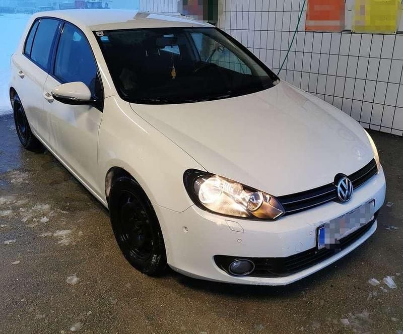 Gebraucht VW Golf VII 105 PS (77 kW) 2012 Limousine
